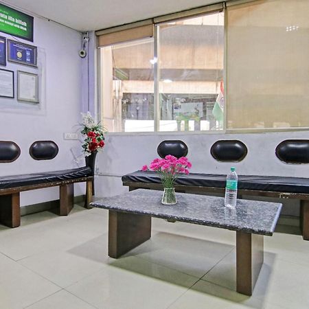 Hotel O Flagship Hotel Metro Star Near Lotus Temple New Delhi Exterior foto