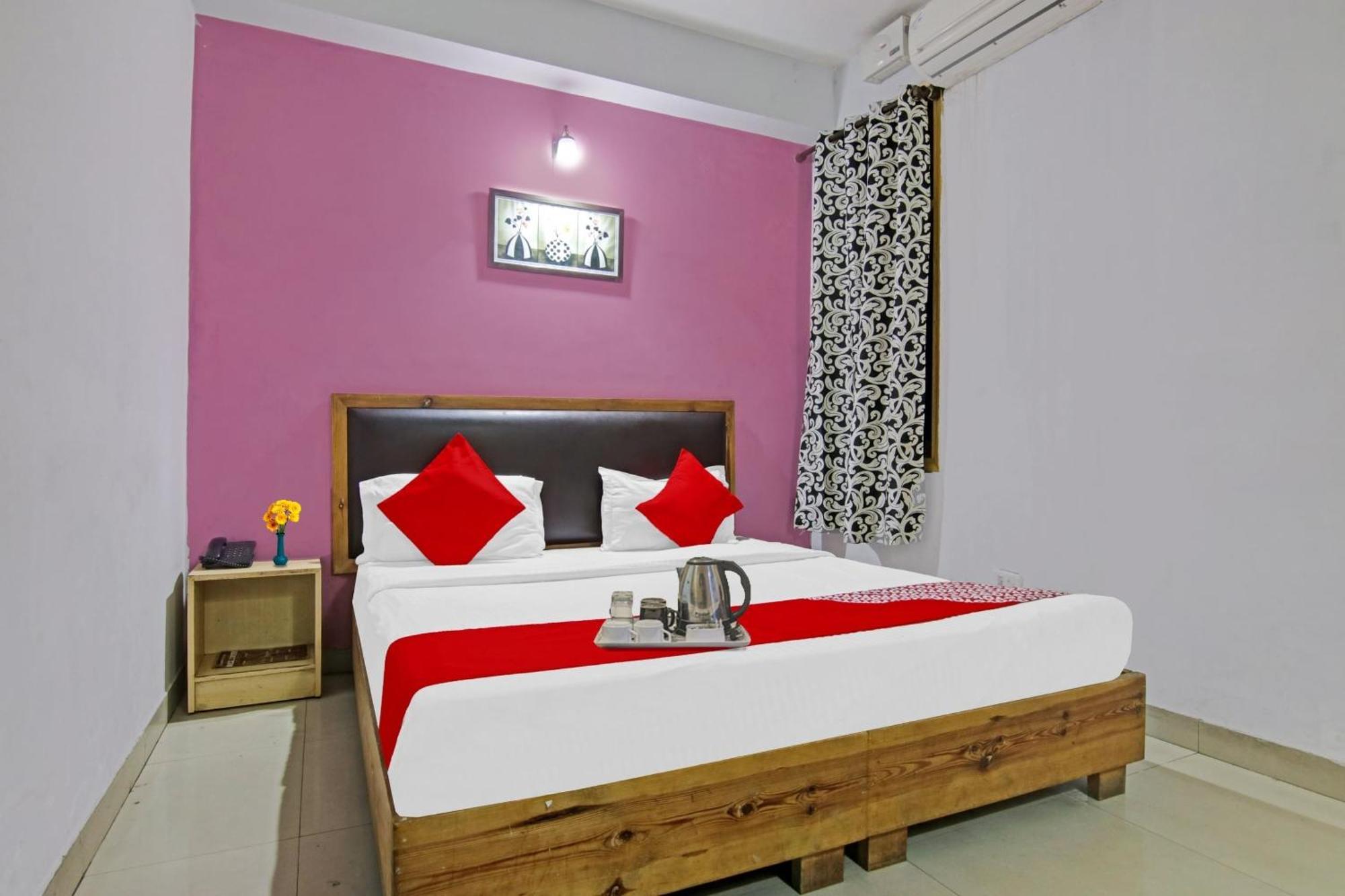 Hotel O Flagship Hotel Metro Star Near Lotus Temple New Delhi Exterior foto