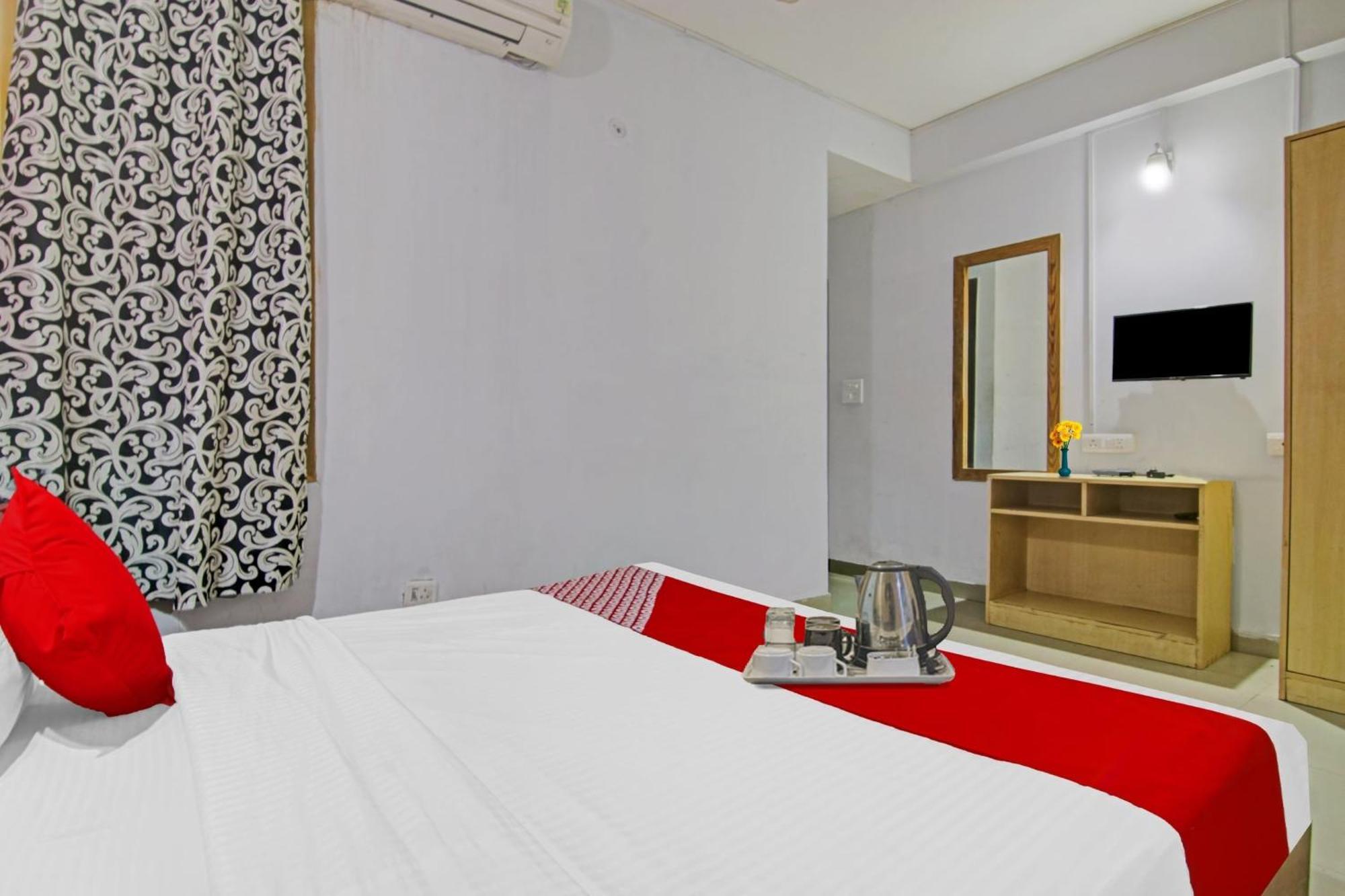 Hotel O Flagship Hotel Metro Star Near Lotus Temple New Delhi Exterior foto